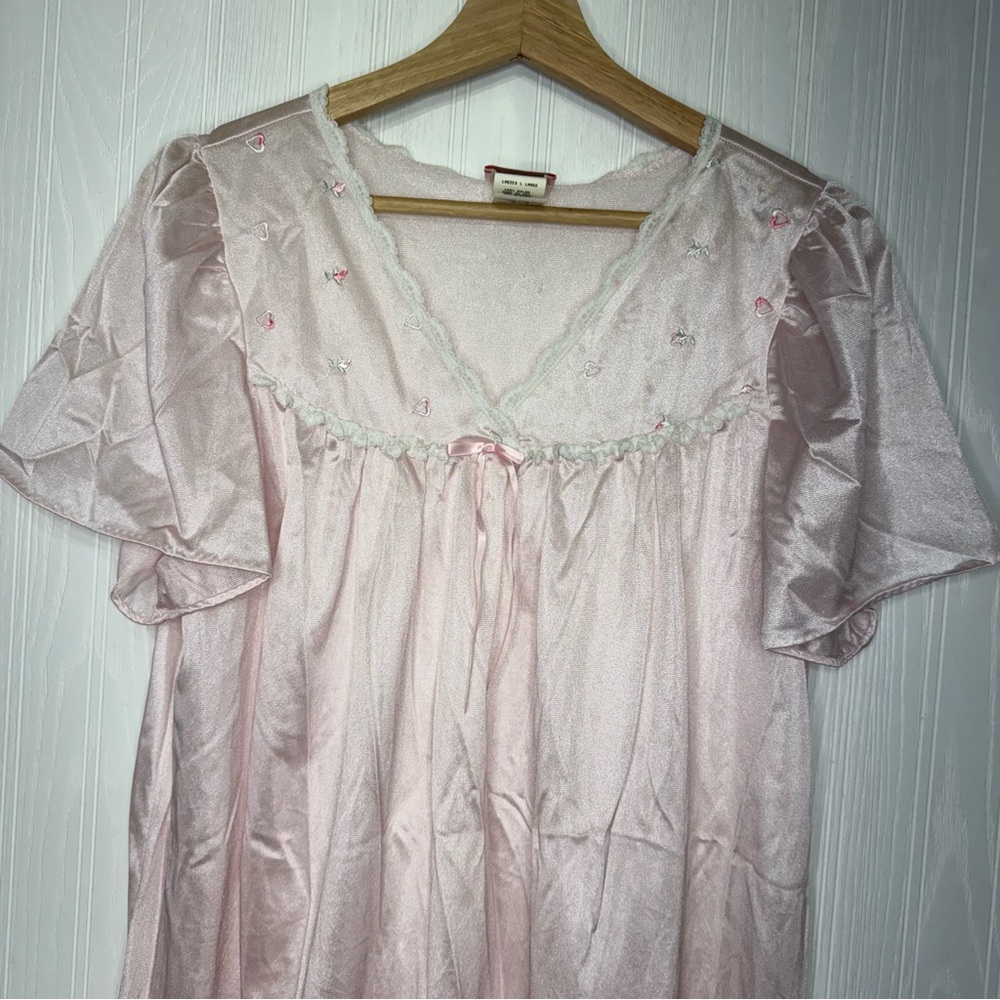 Simply Basic vintage pink nylon nightgown with hearts size L
